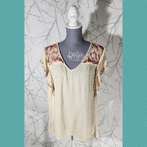 Knox Rose Ivory Crinkle Floral Embroidered Flutter Sleeve V-Neck Blouse
